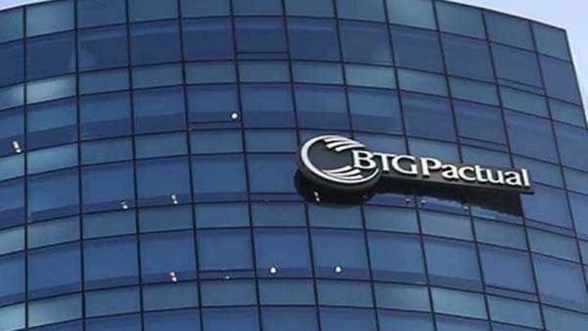 btg-propoe-troca-de-acoes-para-fechar-capital-do-banco-pan