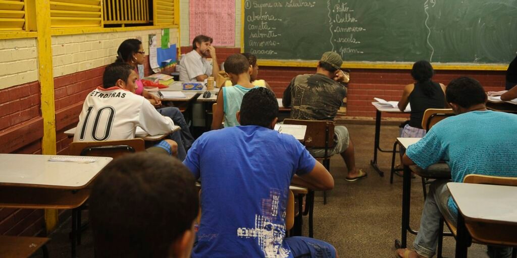 encceja-2026:-prazo-de-inscricao-gratuita-termina-nesta-sexta-feira