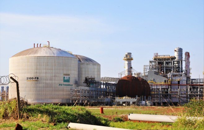 petrobras-retoma-fabricas-de-fertilizantes-para-atender-35%-da-demanda
