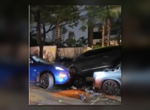 motorista-de-porsche-e-preso-apos-atingir-quatro-carros-estacionados-em-sao-paulo