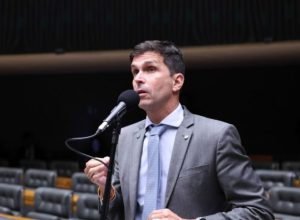 comissao-aprova-regras-nacionais-de-seguranca-para-escolas-de-natacao-infantil